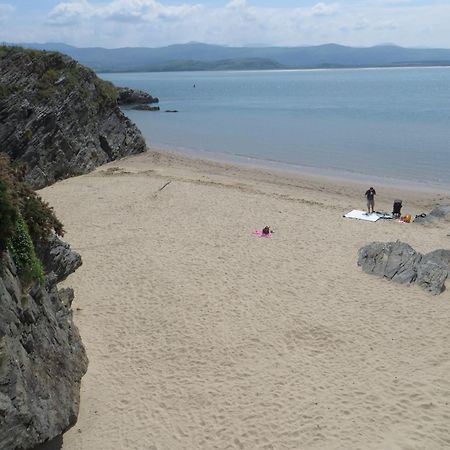 Porthmadog, Sleeps 11, 5 Bedrooms, 5 Bathrooms, Mountain Views Екстериор снимка